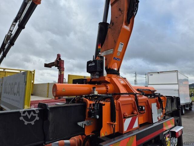 Flatbed truck Volvo FMX
