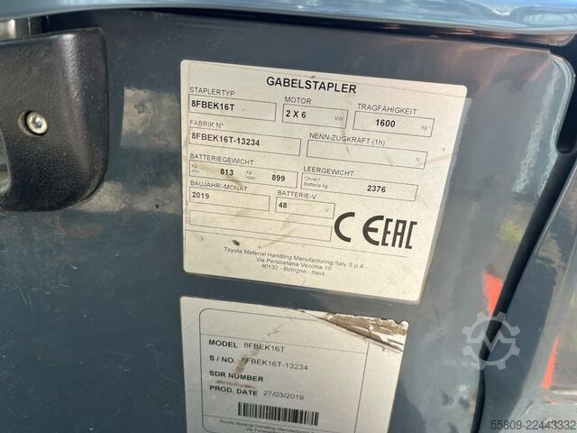 Electric 4-wheel forklift Toyota 8FBEK16T