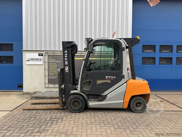 VS-22370 Triplex diesel forklift Still RX70-35 year 2019 with sideshift STILL RX70-35