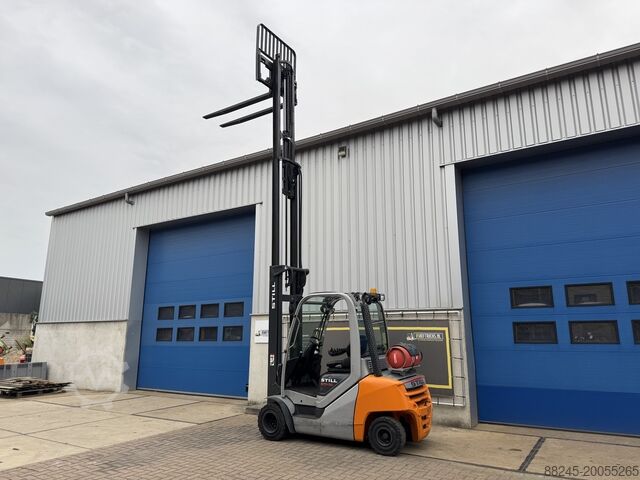 VS-22371 Triplex LPG Forklift Still RX70-30T year 2018, lift height 6,040 mm STILL RX70-30T