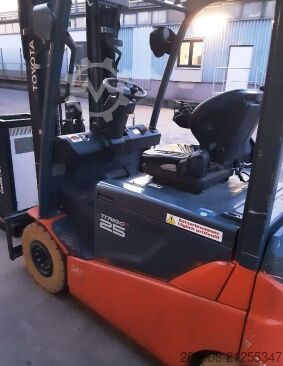 Gabelstapler Toyota traigo 8FBMKT25