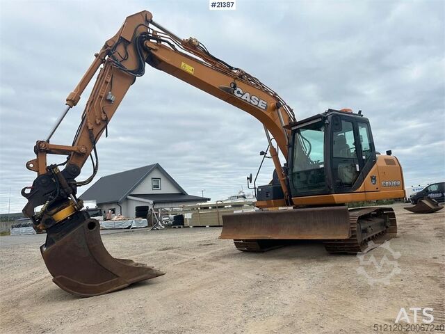 Crawler excavator CASE CX130B excavator w/rototilt and two buckets. WATCH