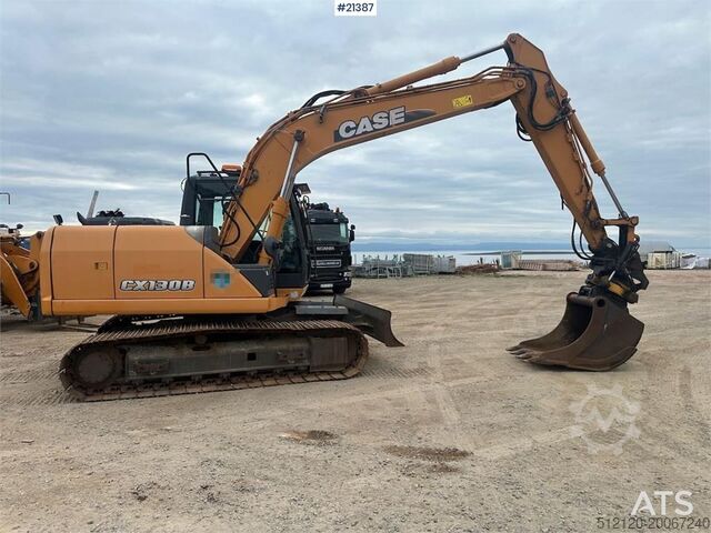 Crawler excavator CASE CX130B excavator w/rototilt and two buckets. WATCH