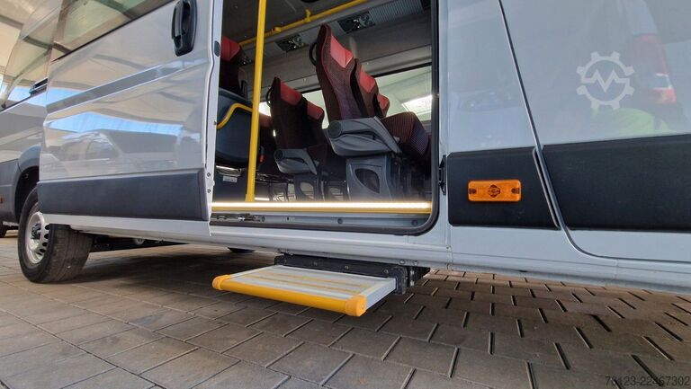Minibus FIAT 2x  Opel Movano 18 SS  in Stock Fiat Ducato