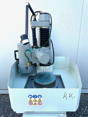 Rotary Table Surface Grinding Machine/DELTALC400 DELTA - Rundtischschleifmaschine LC 400 / Baujahr 2021