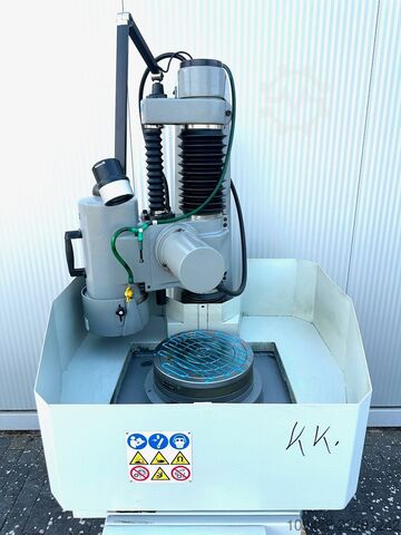 Rotary Table Surface Grinding Machine/DELTALC400 DELTA - Rundtischschleifmaschine LC 400 / Baujahr 2021