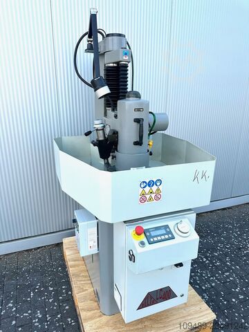 Rotary Table Surface Grinding Machine/DELTALC400 DELTA - Rundtischschleifmaschine LC 400 / Baujahr 2021