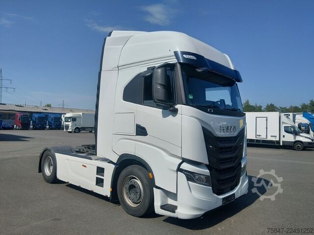 Standard tractor unit Iveco S-Way AS 440 S 53 T/P Kippyhdraulik
