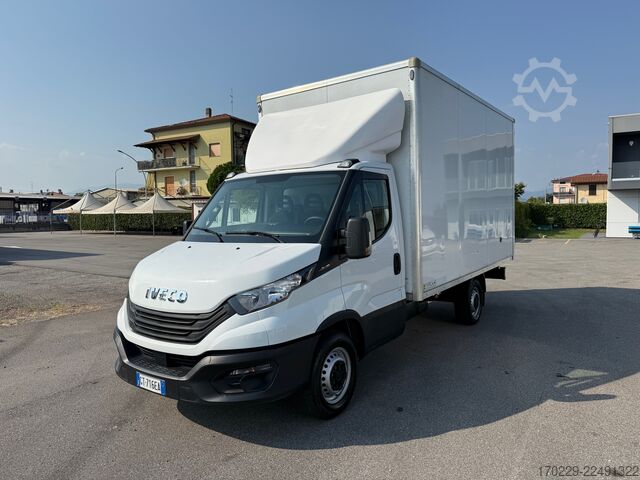 Box van IVECO Daily 35S14