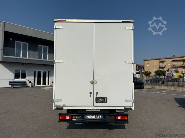Box van IVECO Daily 35S14