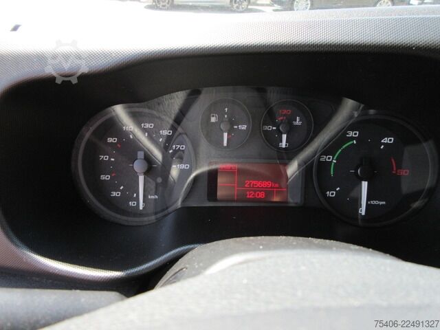 Panel van iveco Daily 35-170 Hi-Matic Kastenwagen Maxi, AHK