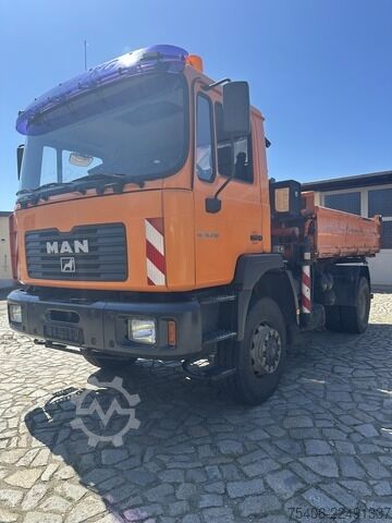 Three-way tipper van man ME 18.250,4x4, 3-S-Ki.,Atlas-Kran 105.2, AHK