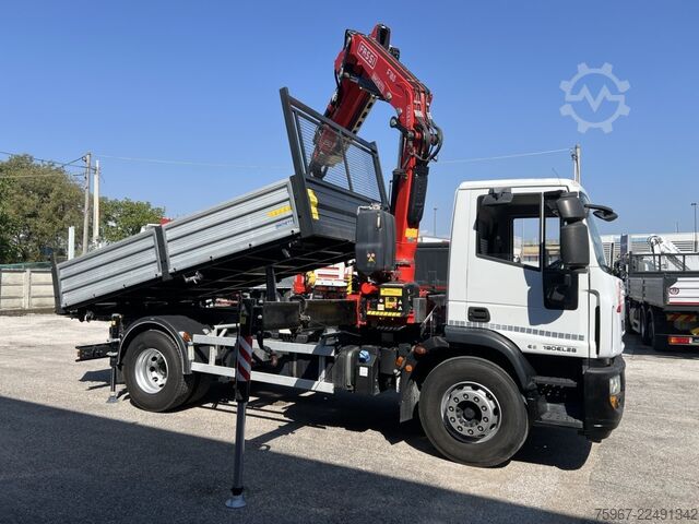 Three-way tipper truck with crane Iveco Eurocargo 180e28
