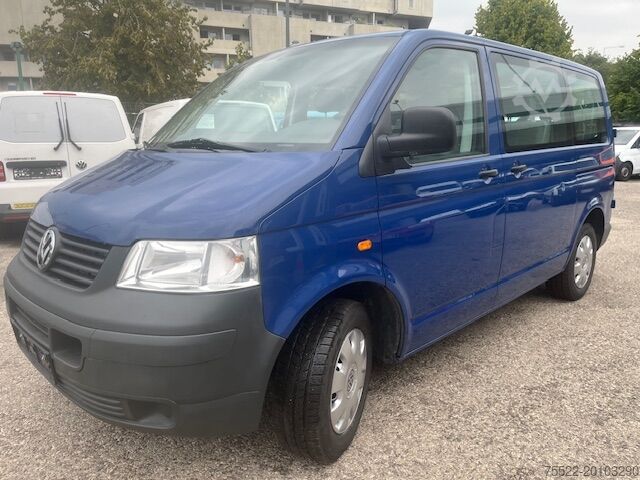 Kleinbus VW T5 Kombibus - viele Neuteile - Klima