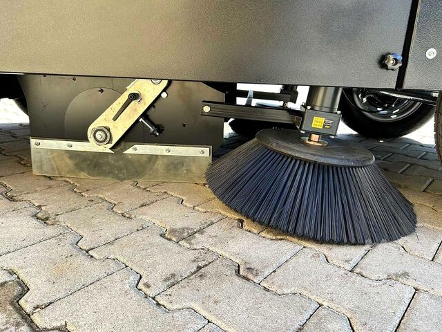 Road sweeper Kremer KRS 500