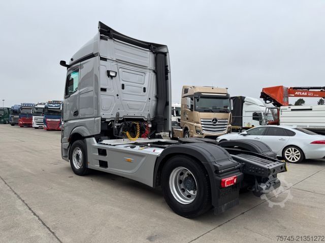 Standard tractor unit MERCEDES-BENZ ACTROS 1851 * DIGITAL COCKPIT * RETARDER * TOP *