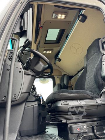 Standard tractor unit MERCEDES-BENZ ACTROS 1851 * DIGITAL COCKPIT * RETARDER * TOP *