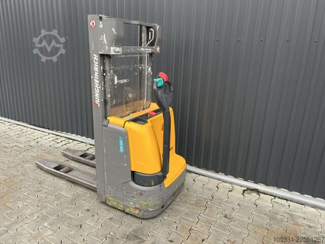 Pedestrian Stacker Jungheinrich EJC112