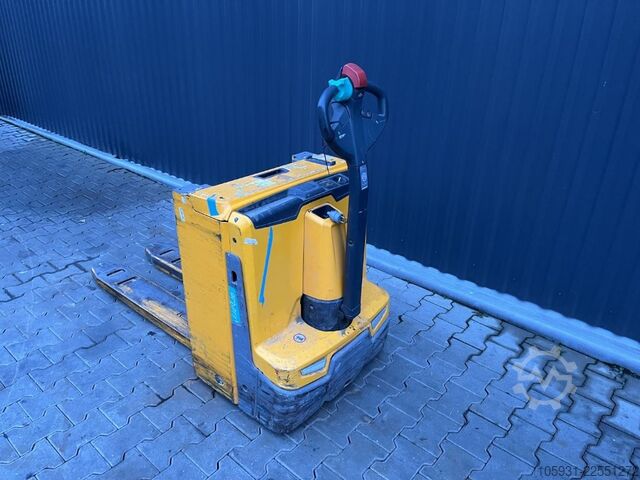 Electric Pallet Truck Jungheinrich EJEC20