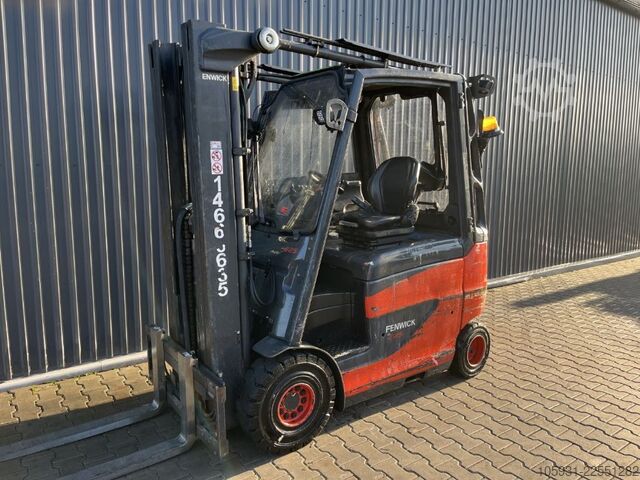 Electric 4-wheel forklift Linde E25H-01/600