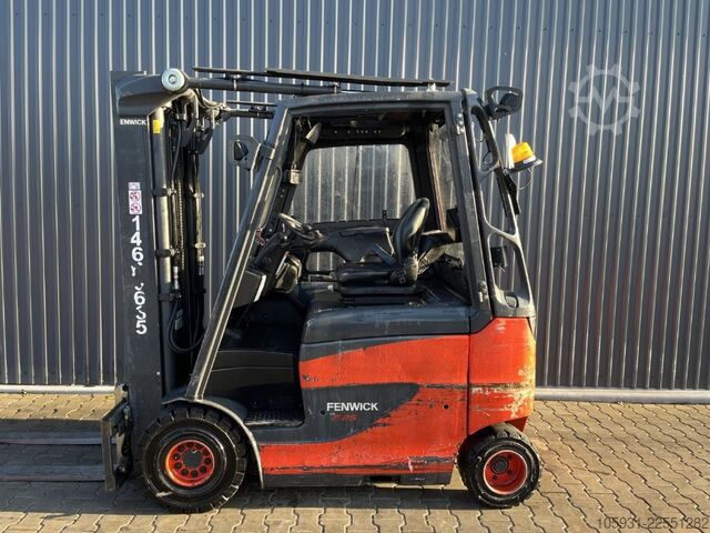 Electric 4-wheel forklift Linde E25H-01/600