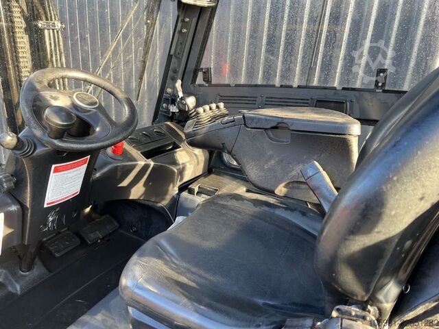 Electric 4-wheel forklift Linde E25H-01/600