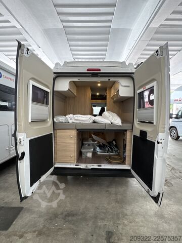 Wohnwagen/Wohnmobil 2023 Fiat Ducato Weinsberg Carabus | Manuale | Tetto a Soffietto