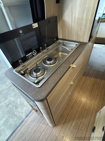 Wohnwagen/Wohnmobil 2023 Fiat Ducato Weinsberg Carabus | Manuale | Tetto a Soffietto