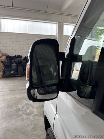 Wohnwagen/Wohnmobil 2023 Fiat Ducato Weinsberg Carabus | Manuale | Tetto a Soffietto