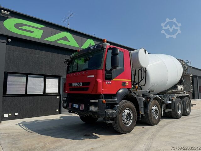 Wechselfahrgestell LKW Iveco Trakker 410T45 Wechsel BETON+KIPPER 40T