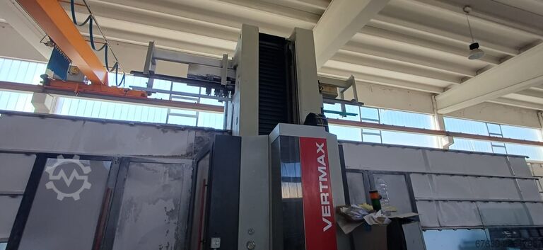 Vertikale CNC INTERMAC VERTMAX 2.6