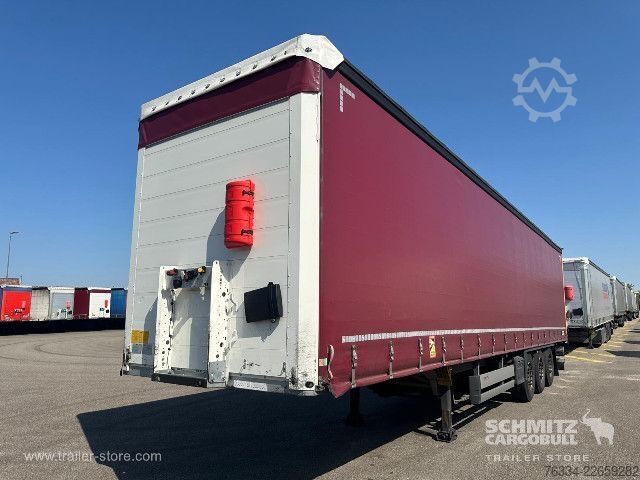Auflieger mit Pritsche & Plane Schmitz Cargobull Semitrailer Curtainsider Standard
