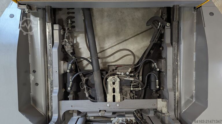 Four-way reachtruck Jungheinrich ETV Q25