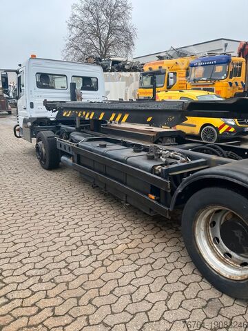 Wechselfahrgestell LKW Kamag Wiesel