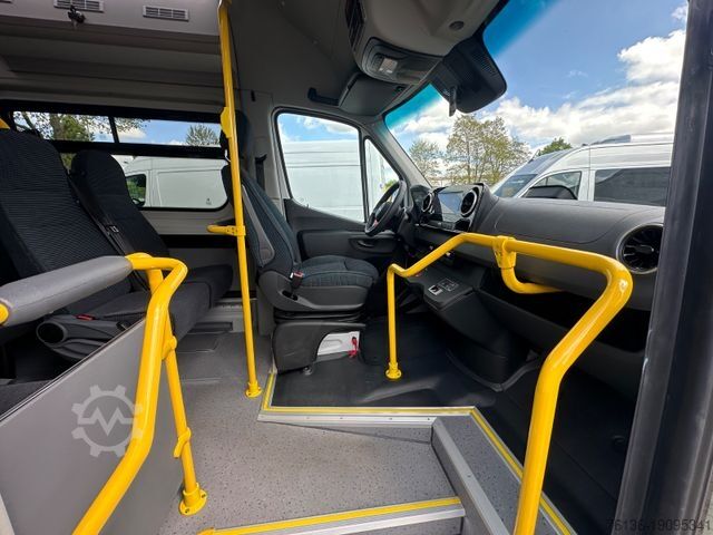 City bus MERCEDES-BENZ Sprinter 15+27 Linienbus Niederflur Rollstuhl