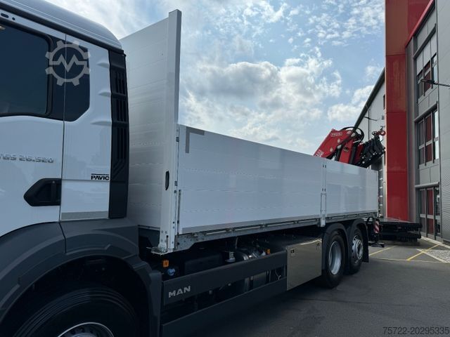 Flatbed truck MAN TGS 26.480/520 6x2-4BL LADEKRAN FASSI/ PALFINGER
