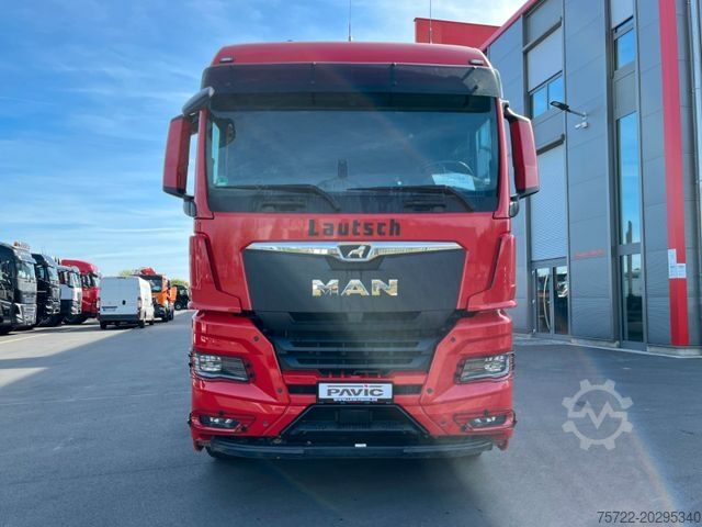 Logging truck MAN TGX 6x4 mit PAVIC HTA 20 66Z Tajfun LIV L150Z
