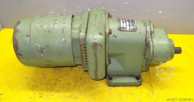 Adjustable gear motor 0.55 kW 24-120 rpm Prym L8-U16