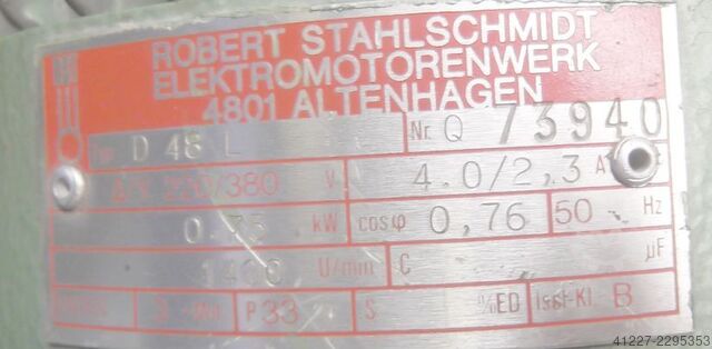 Adjustable gear motor 0.75 kW 21-118 rpm Lenze 155-ZNA0-80-4