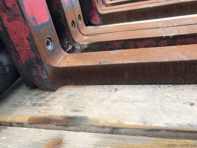 Multi-pallet handler Durwen DRPK30C