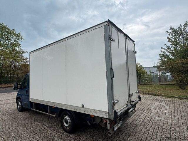 Transporter mit Koffer FIAT Ducato koffer mit ladebordwand