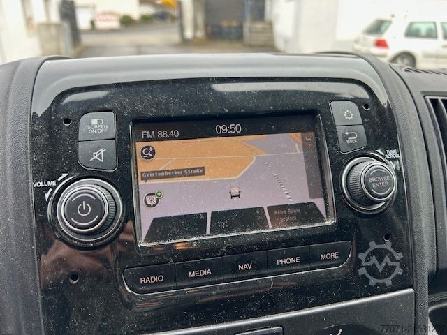 Transporter mit Koffer CITROEN Jumper  Koffer+LBW*4-35*Navi*Klima*Tempom*165PS*