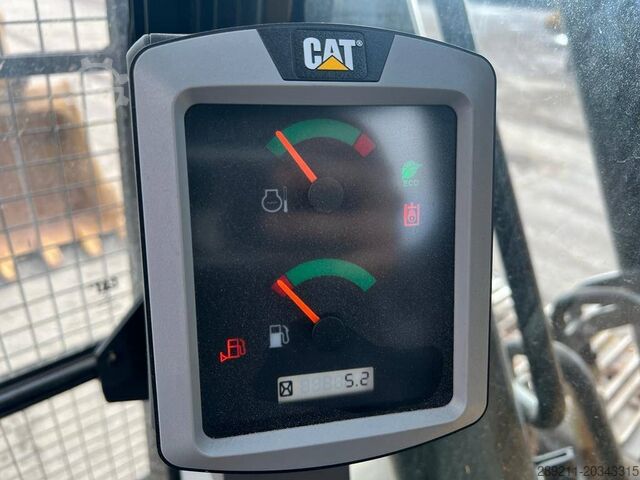 Crawler excavator CAT 320 D3 GC