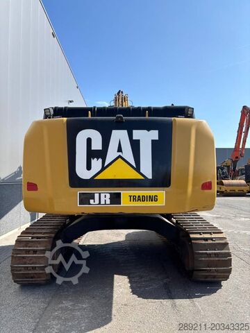 Crawler excavator CAT 330 FL