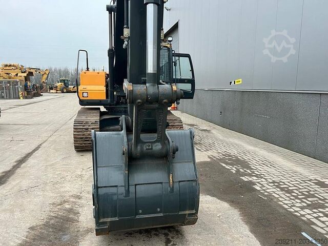Crawler excavator Hyundai R 210