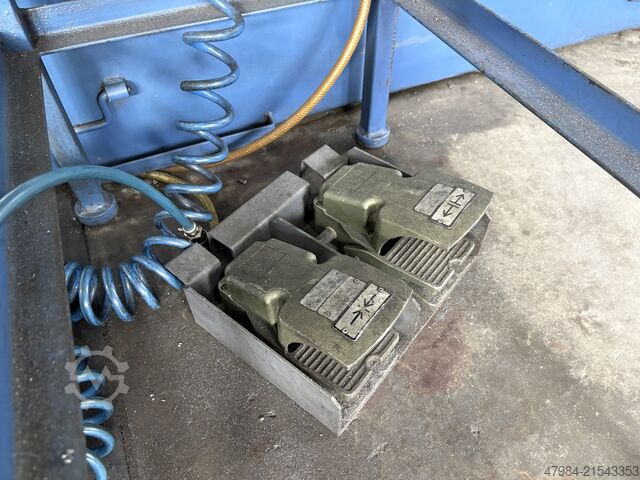 CNC-Dreh- und Fräszentrum OKUMA MULTUS B 300