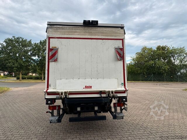 Refrigerated truck MAN TGM 18.290 Tiefkühlkoffer +LBW*Thermoking*