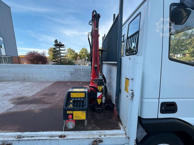 Pick-up van IVECO 75E16 Pritsche mit Kran Fassi