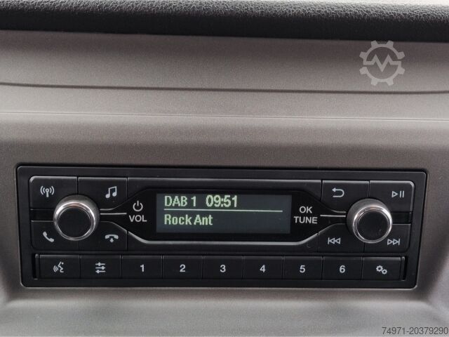 Flatbed truck Ford Transit DoKa Pritsche 2.0D*7-Sitze AHK Tempo SHZ