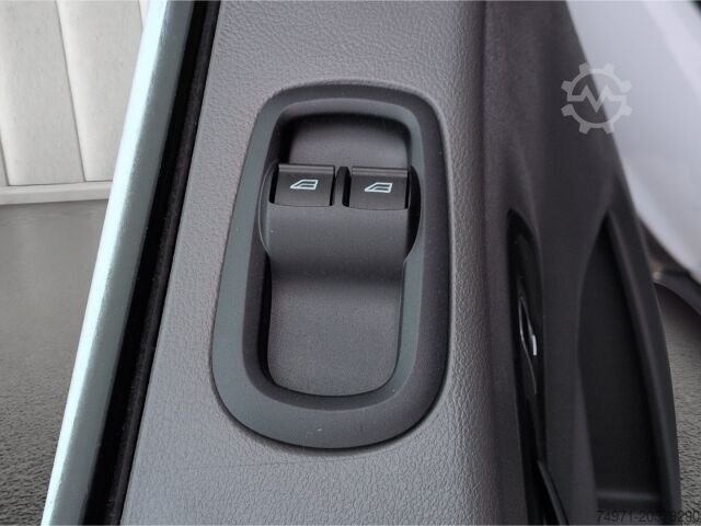 Flatbed truck Ford Transit DoKa Pritsche 2.0D*7-Sitze AHK Tempo SHZ